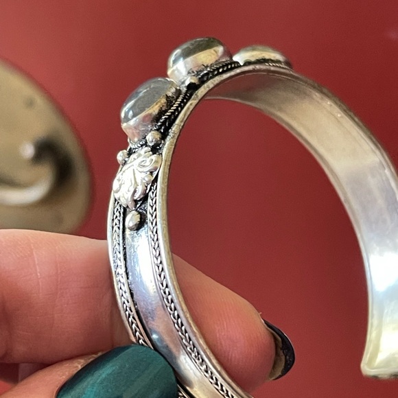 Nepali gemstone bracelets - Picture 9 of 10